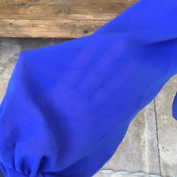 Lulu’s Shift Dress - Picture 2 of 3